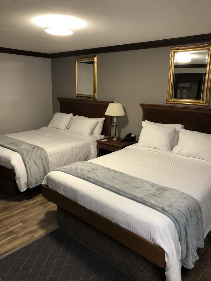 Talbot Trail Inn & Suites Leamington Εξωτερικό φωτογραφία