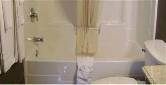 Talbot Trail Inn & Suites Leamington Εξωτερικό φωτογραφία